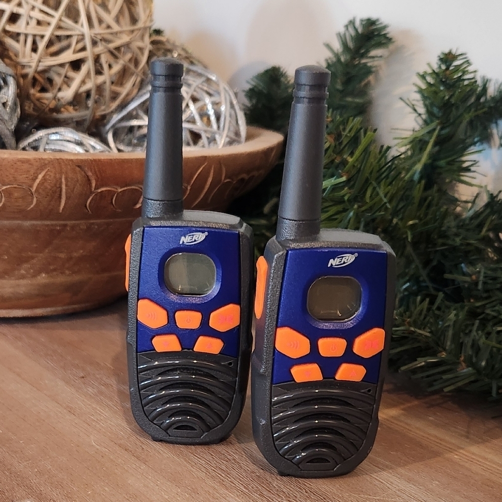 Vintage NERF FRS 10 MILE Blue and Orange Walkie Talkies, Preowned Good Condition - Picture 5 of 14